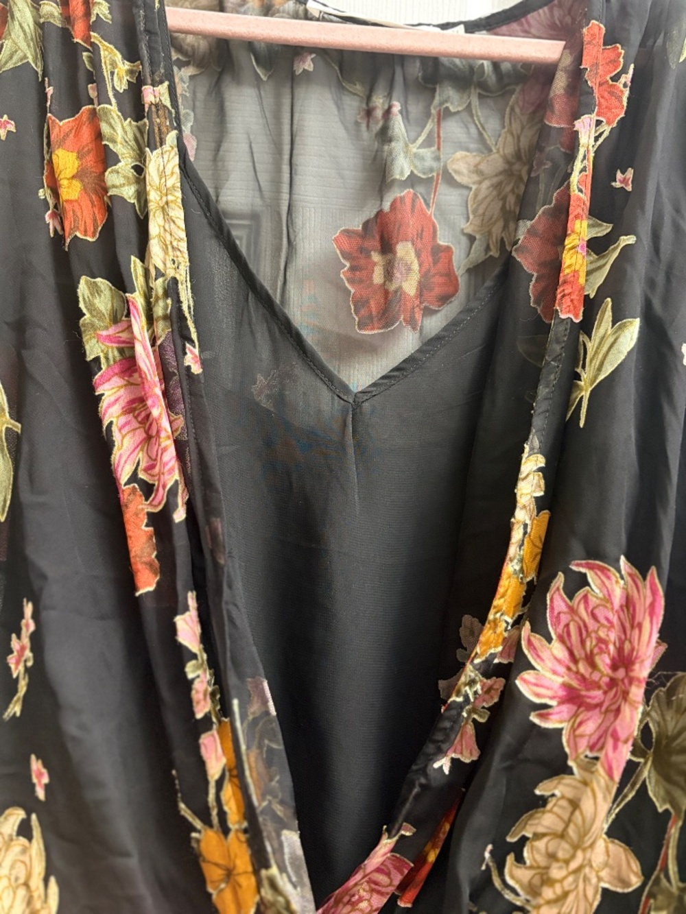 Women's ASTR The Label Black Floral Wrap New Bodysuit - Picture 2 of 7